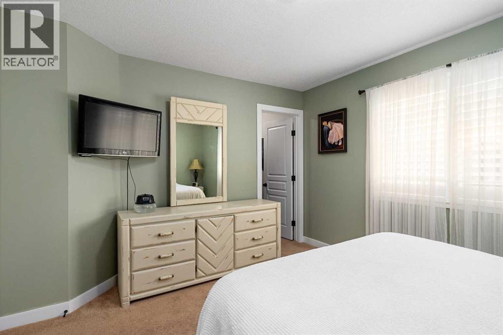 2478 Ravenswood View SE, Airdrie, Alberta  T4A 0A8 - Photo 18 - A2331912