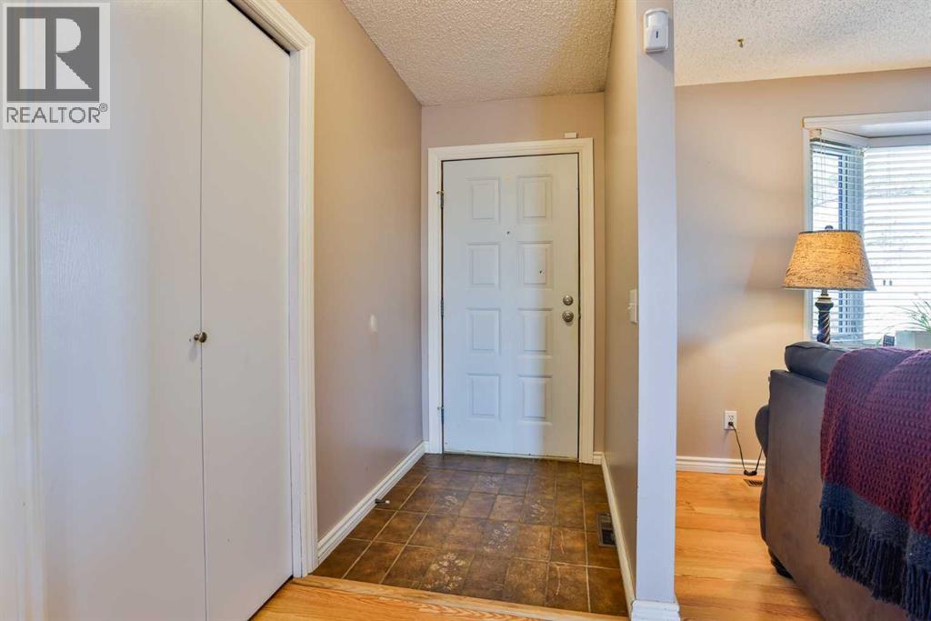 425 Cottonwood Drive, Vulcan, Alberta  T0L 2B0 - Photo 15 - A2333580