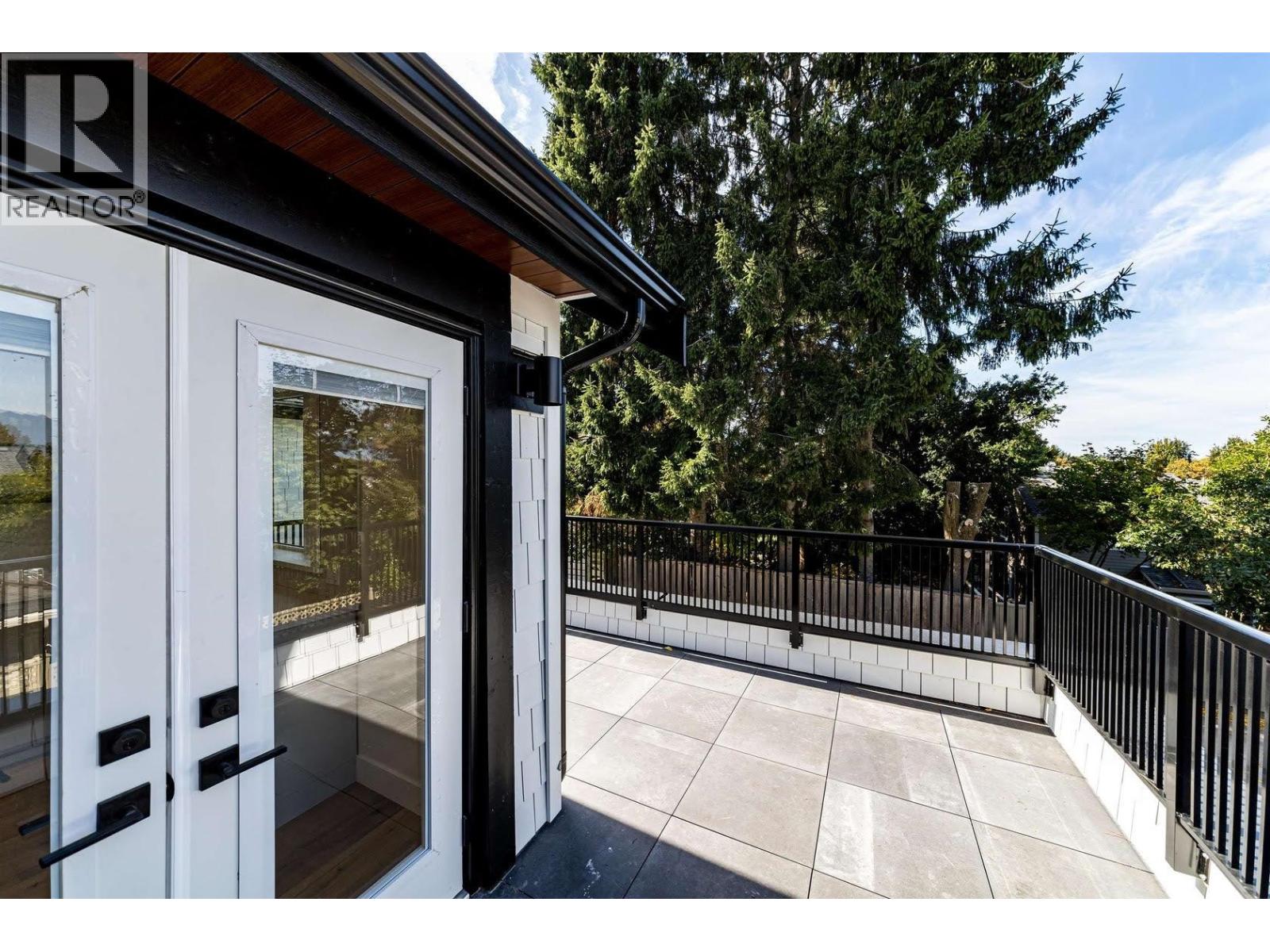 5447 Killarney Street, Vancouver, British Columbia  V5R 3W3 - Photo 9 - R3151782