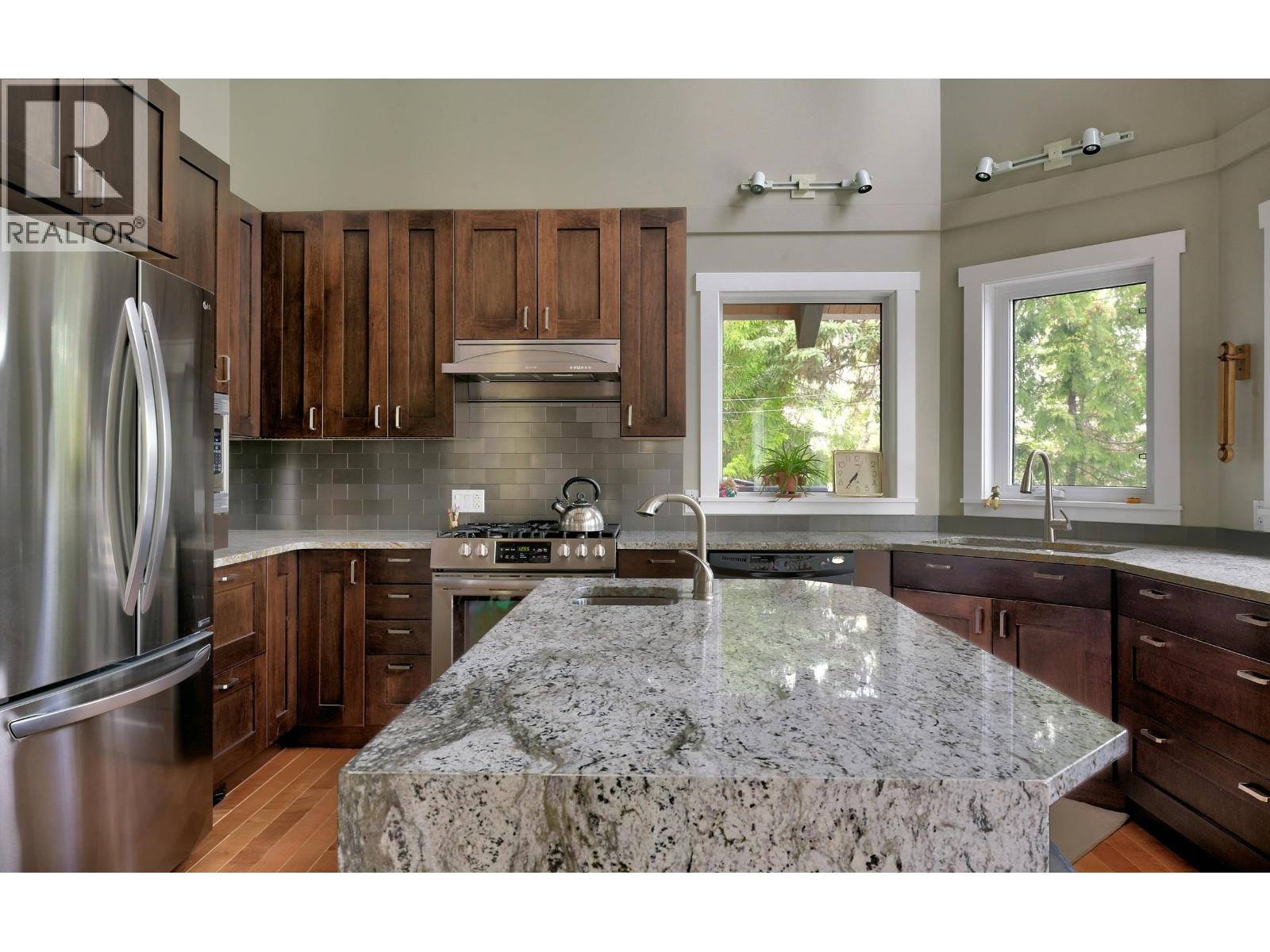 6745 Millar Road, Horsefly, British Columbia  V0L 1L0 - Photo 9 - R3123663