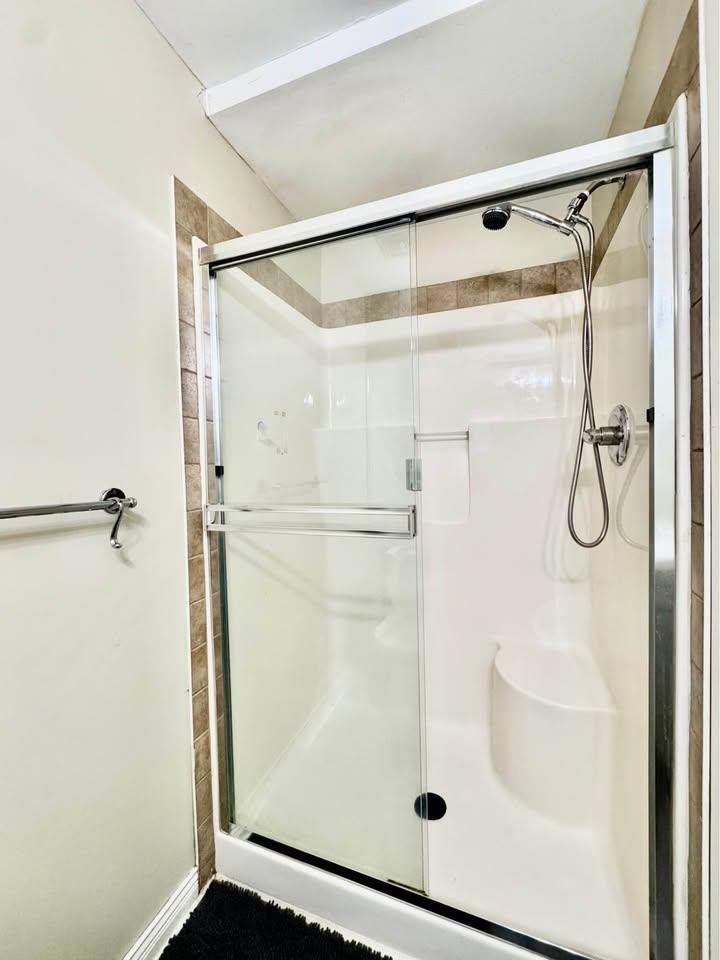 Basement 159xx 89a Avenue, Surrey, British Columbia  V4V 5M2 - Photo 10 - R3151806