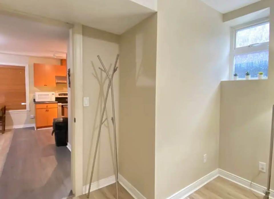 Basement 159xx 89a Avenue, Surrey, British Columbia  V4V 5M2 - Photo 8 - R3151806