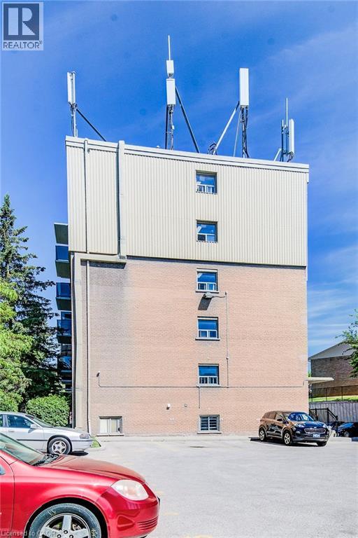 283 Fairway Road N Unit# 302, Kitchener, Ontario  N2A 2P1 - Photo 38 - 40835306