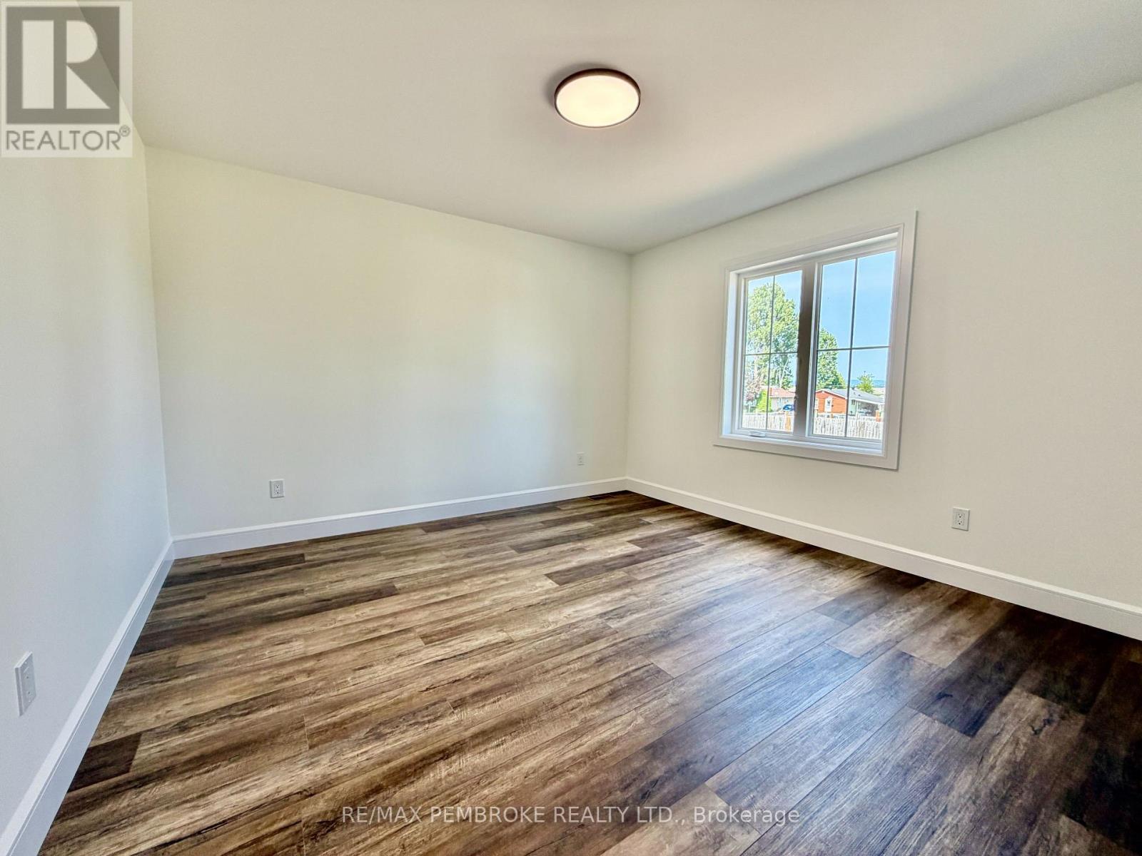 62 Eddy Crescent, Pembroke, Ontario  K8A 0M1 - Photo 19 - X13628044