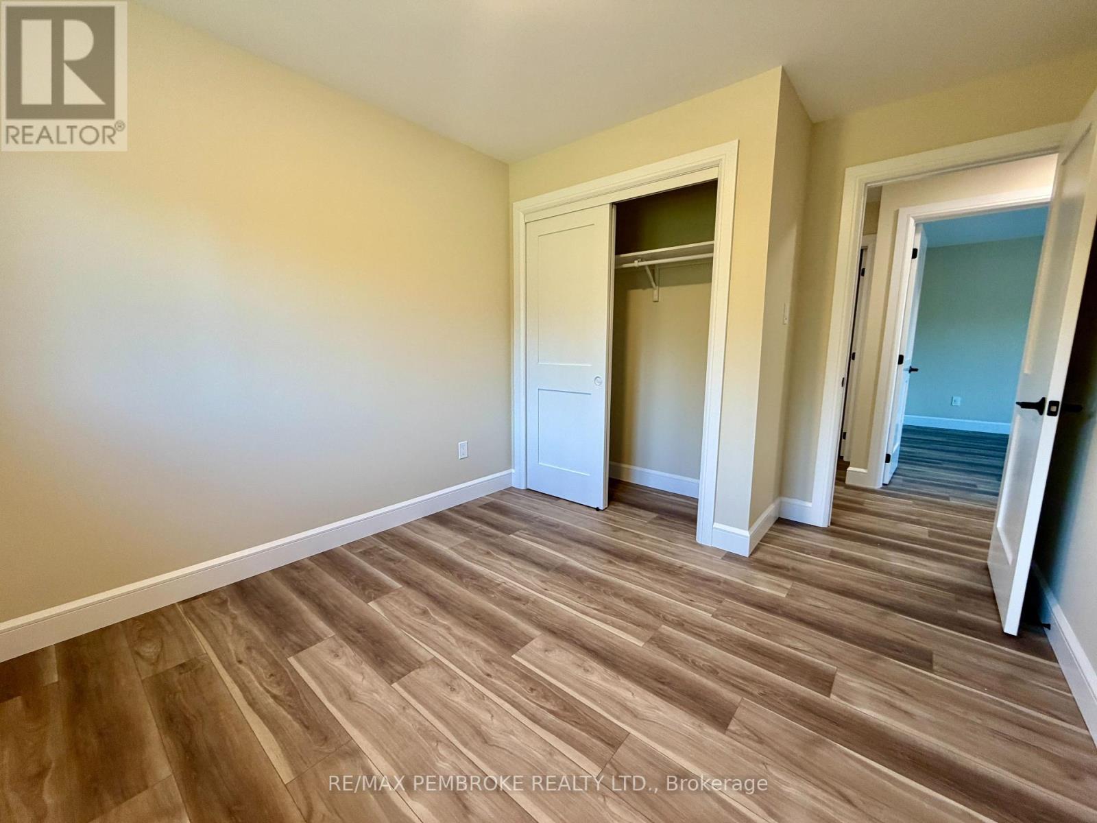 13 Eddy Crescent, Pembroke, Ontario  K8A 0M1 - Photo 15 - X13628046