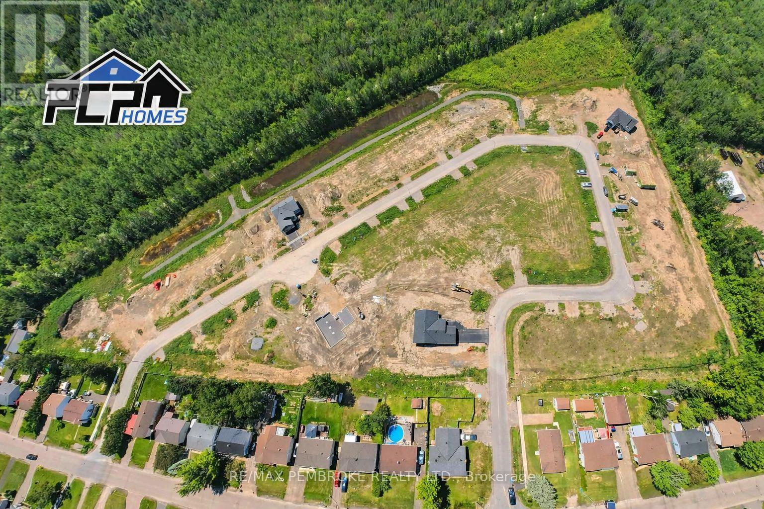 13 Eddy Crescent, Pembroke, Ontario  K8A 0M1 - Photo 26 - X13628046