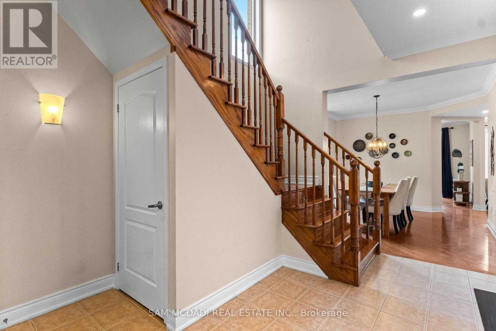899 Pickersgill Crescent, Milton, Ontario  L9T 7T7 - Photo 7 - W13499002