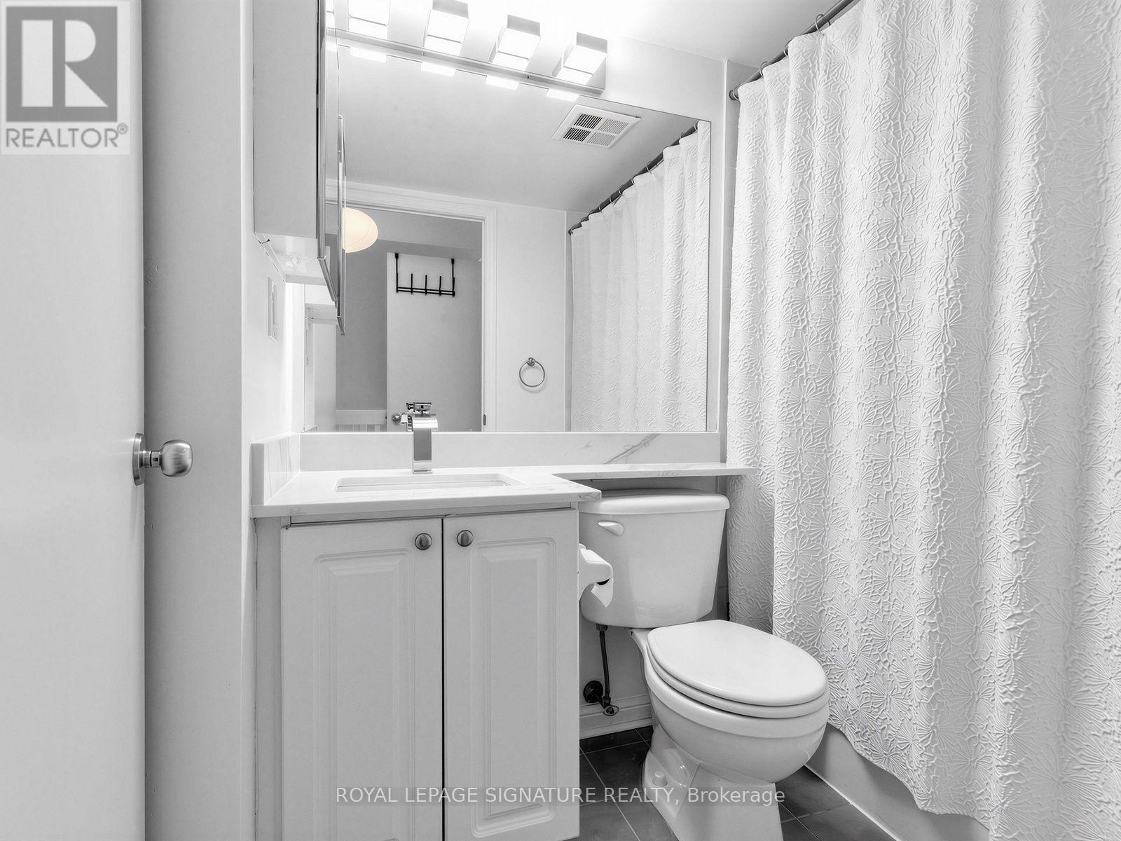438 - 1029 King Street W, Toronto, Ontario  M6K 3M9 - Photo 21 - C13627012