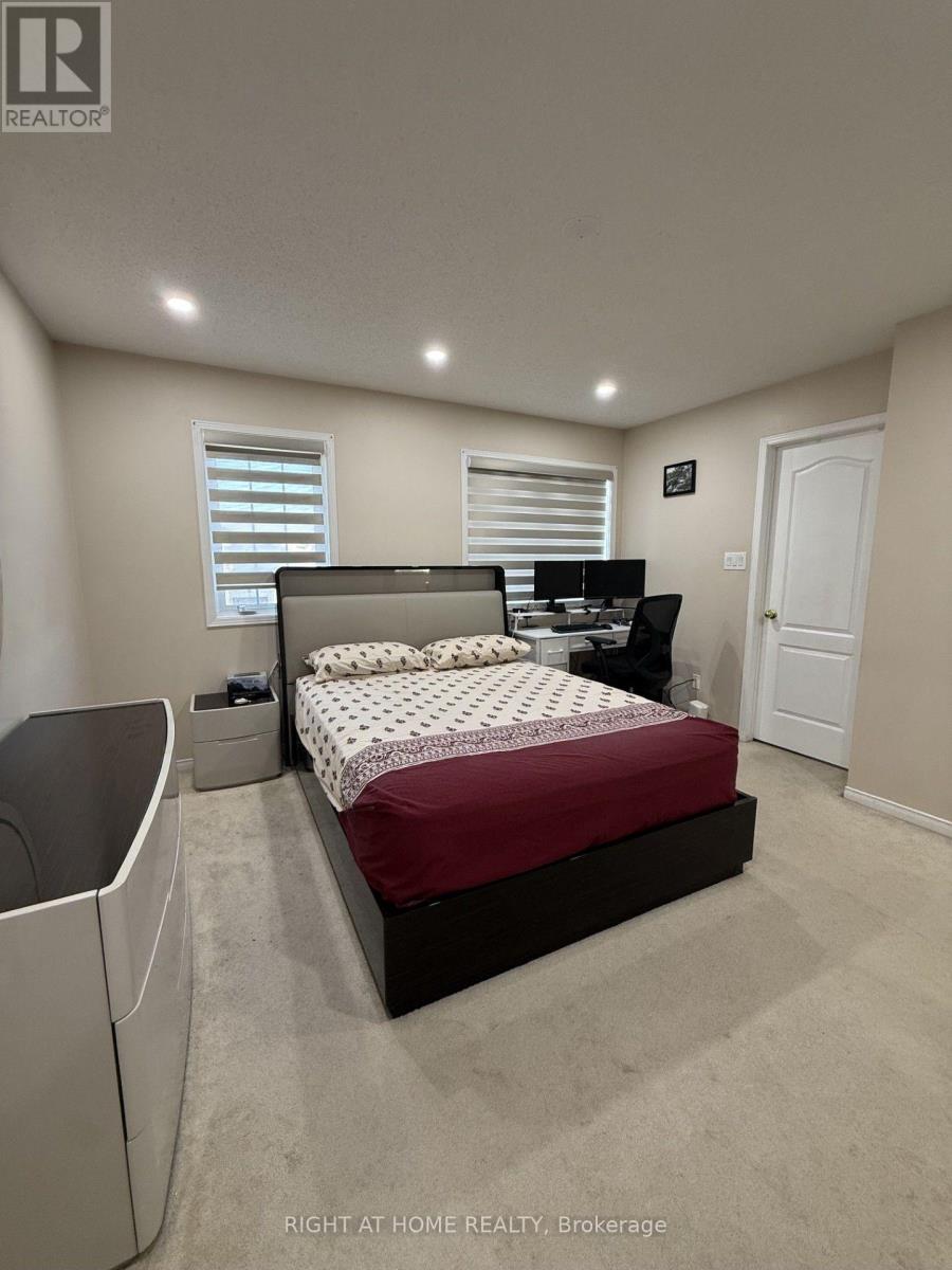 5986 Long Valley Road, Mississauga, Ontario  L5M 6K4 - Photo 9 - W13623774