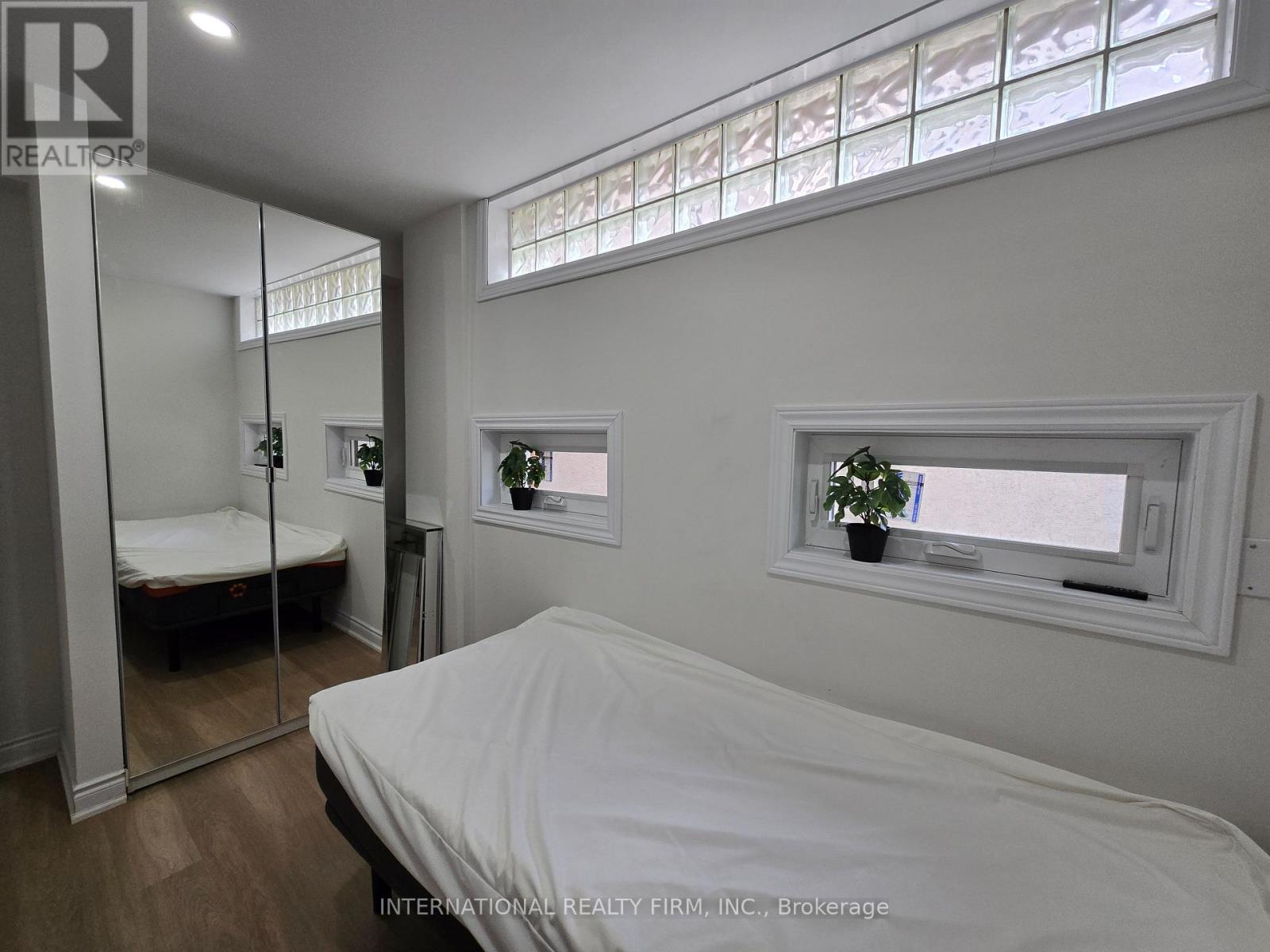 Main - 261 Soudan Avenue, Toronto, Ontario  M4S 1W2 - Photo 11 - C13627912