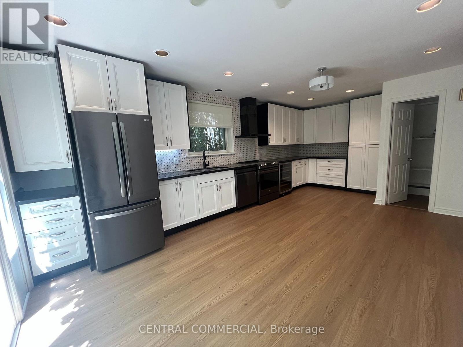 32 Heathview Avenue, Toronto, Ontario  M2K 2C1 - Photo 30 - C13606168