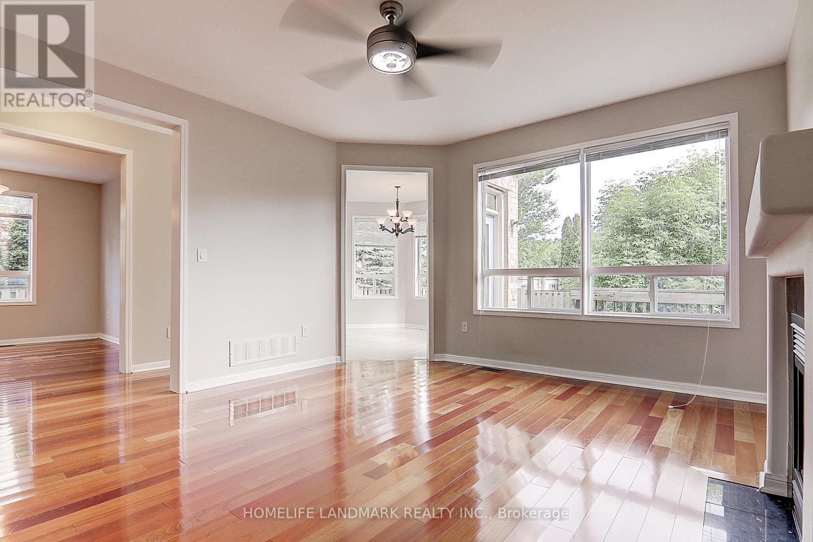 51 Raffia Avenue, Richmond Hill, Ontario  L4E 4N1 - Photo 14 - N13524618