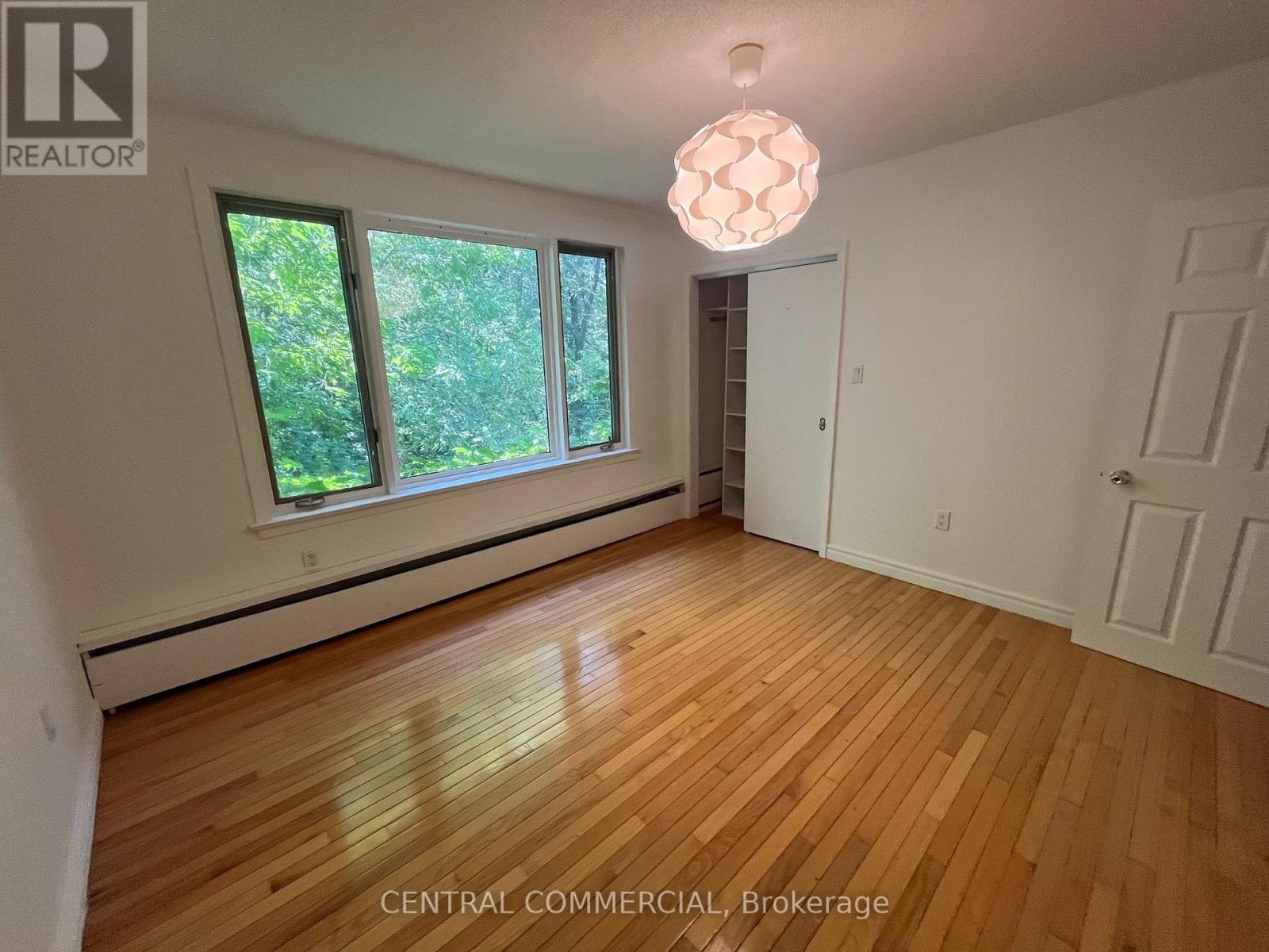 32 Heathview Avenue, Toronto, Ontario  M2K 2C1 - Photo 7 - C13606168