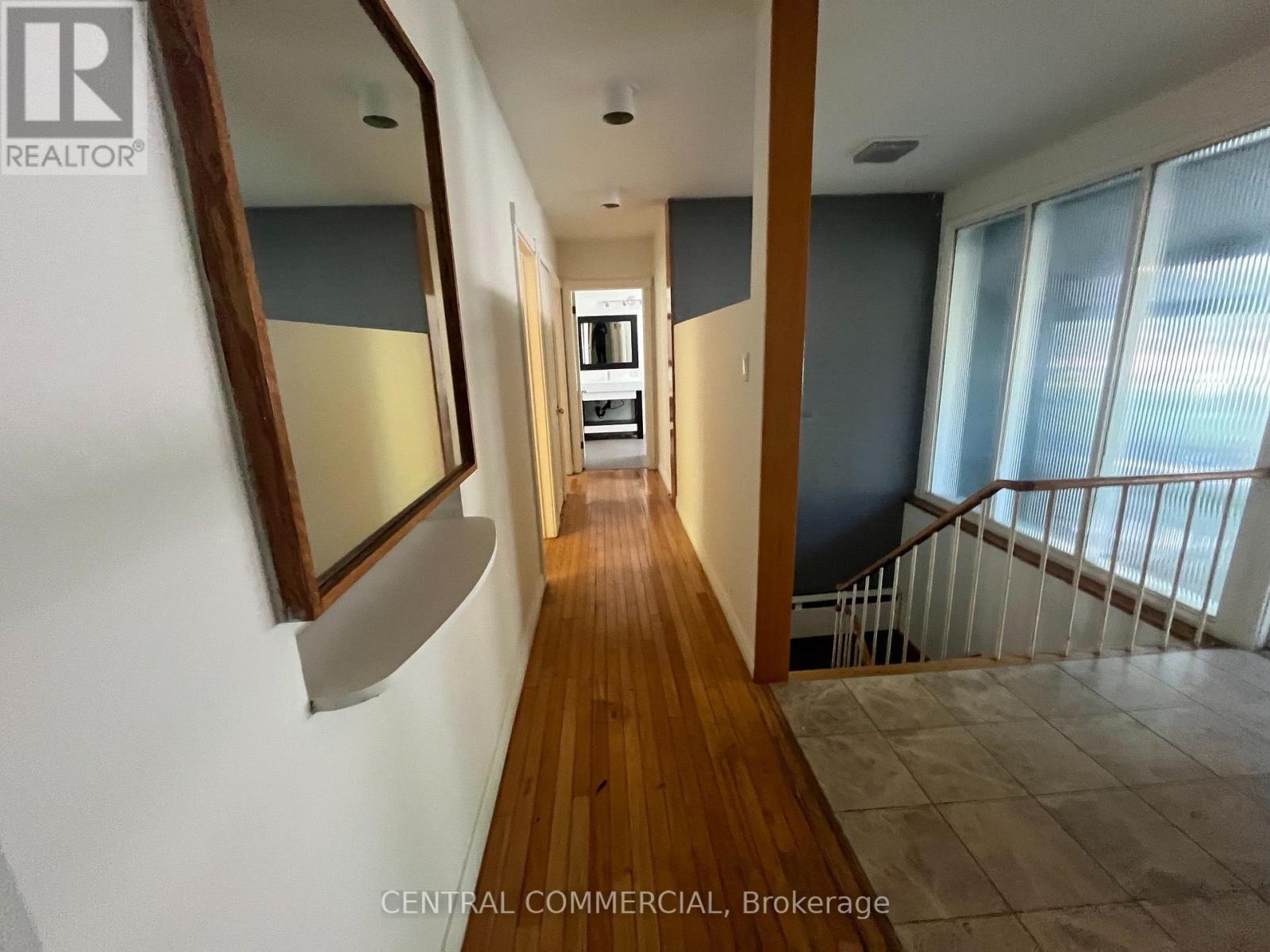 32 Heathview Avenue, Toronto, Ontario  M2K 2C1 - Photo 5 - C13606168