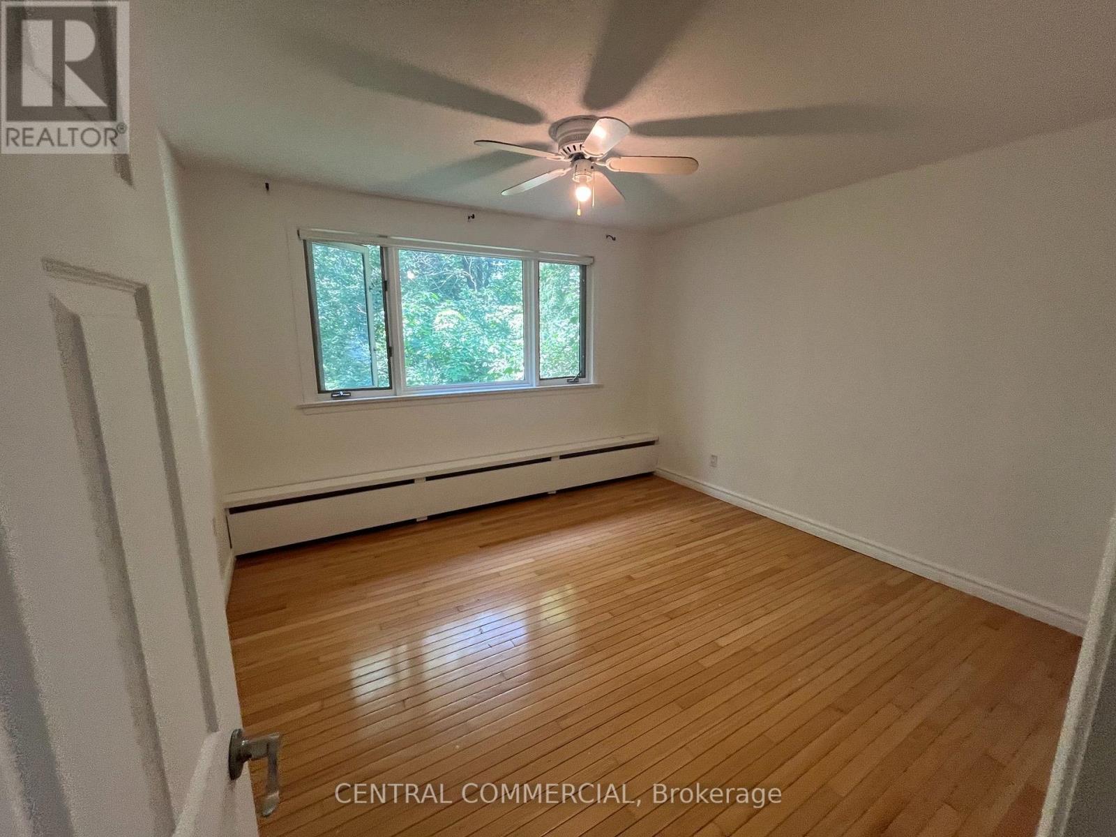 32 Heathview Avenue, Toronto, Ontario  M2K 2C1 - Photo 9 - C13606168