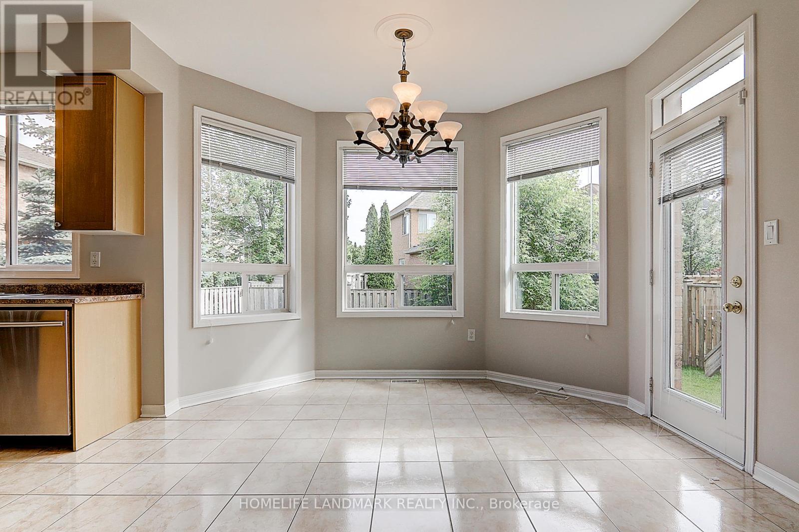 51 Raffia Avenue, Richmond Hill, Ontario  L4E 4N1 - Photo 19 - N13524618
