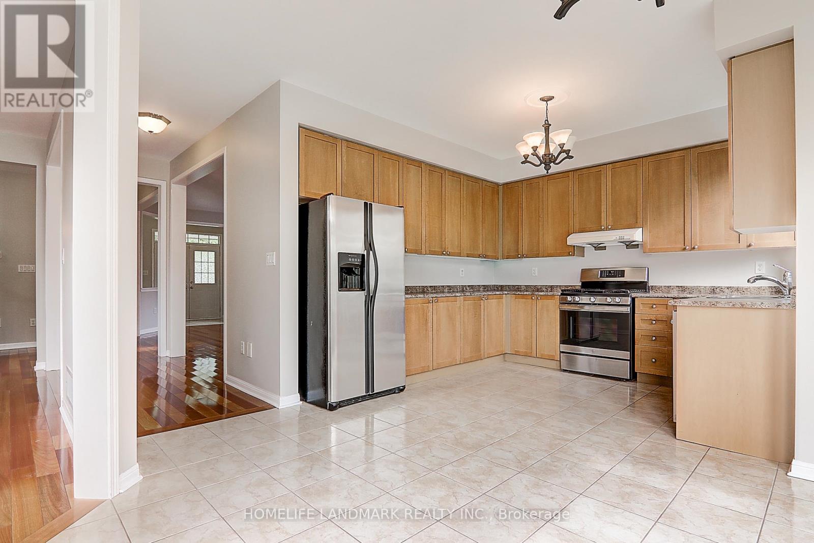 51 Raffia Avenue, Richmond Hill, Ontario  L4E 4N1 - Photo 21 - N13524618