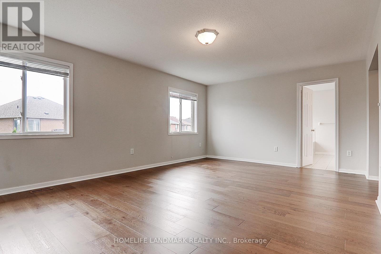 51 Raffia Avenue, Richmond Hill, Ontario  L4E 4N1 - Photo 28 - N13524618