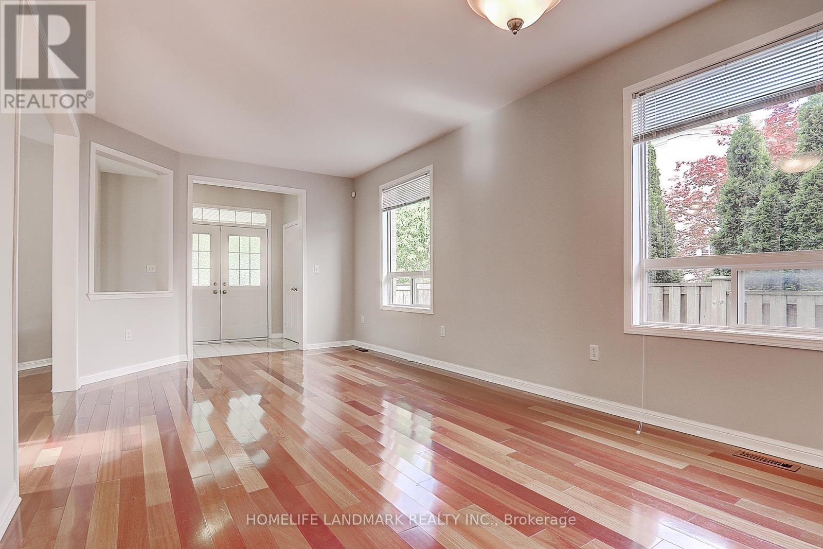 51 Raffia Avenue, Richmond Hill, Ontario  L4E 4N1 - Photo 9 - N13524618