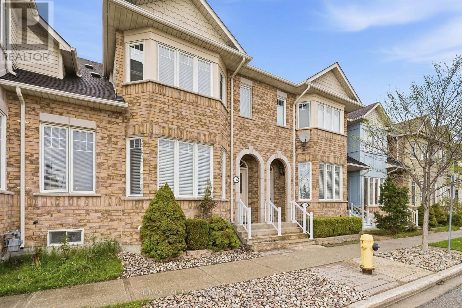 116 Riverlands Avenue, Markham, Ontario  L6B 1B6 - Photo 3 - N13424008