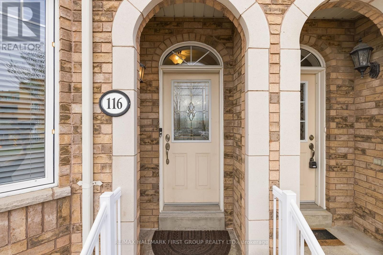 116 Riverlands Avenue, Markham, Ontario  L6B 1B6 - Photo 4 - N13424008