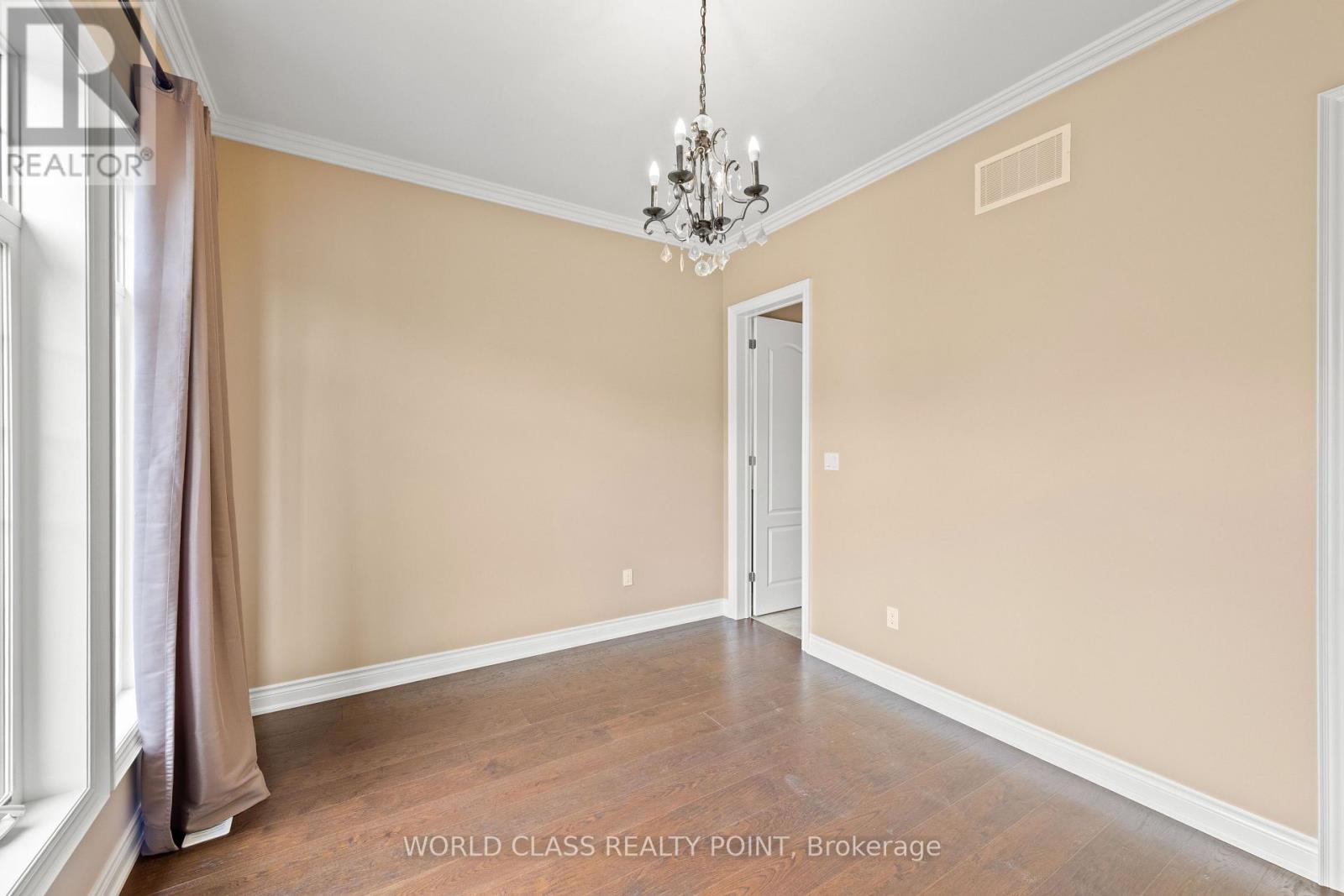 31 Munsie Drive, King, Ontario  L7B 0N8 - Photo 7 - N13609610