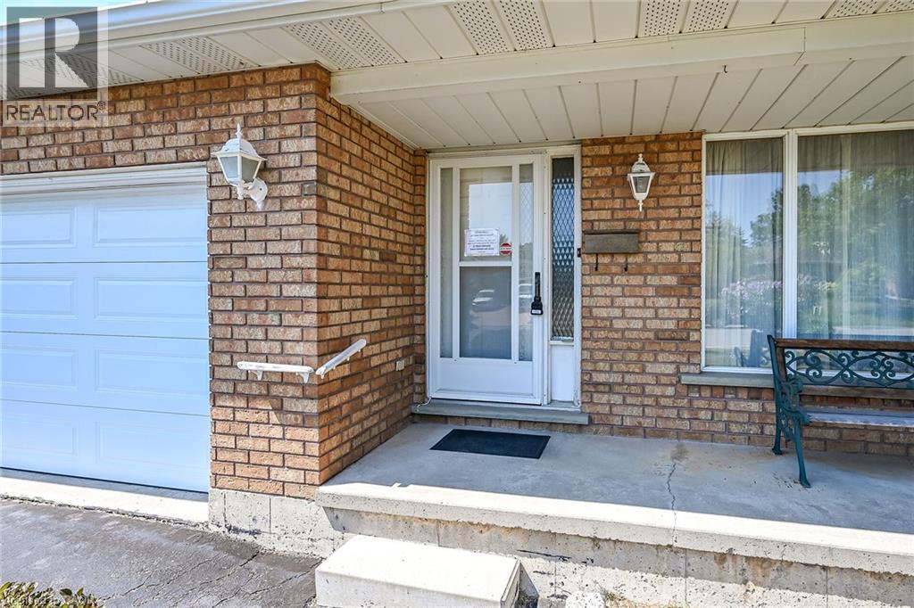 19 Country Club Road, Cayuga, Ontario  N0A 1E0 - Photo 2 - 40851792