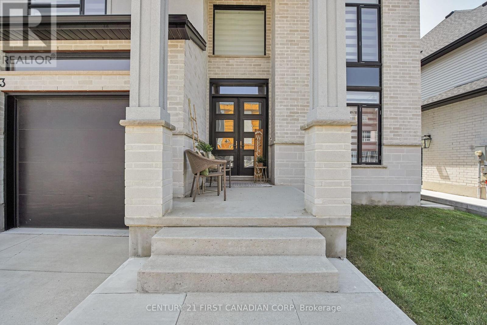 3373 Regiment Road, London South, Ontario  N6P 0H2 - Photo 4 - X13627982