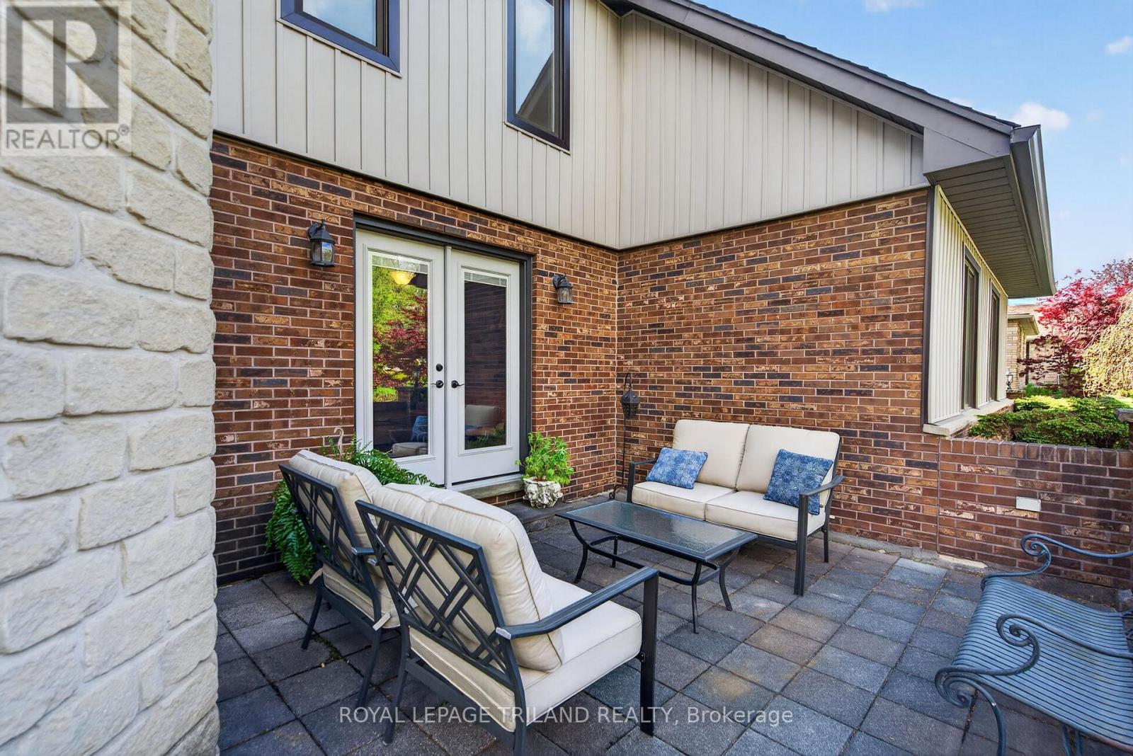 83 Blackburn Crescent, Middlesex Centre, Ontario N0L 1R0 - Photo 4 - X13628052
