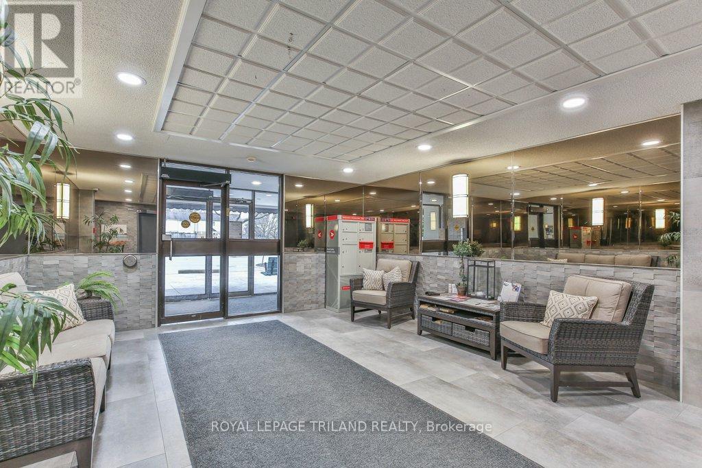 1001 - 1600 Adelaide Street N, London North, Ontario  N5X 3H6 - Photo 4 - X13628054