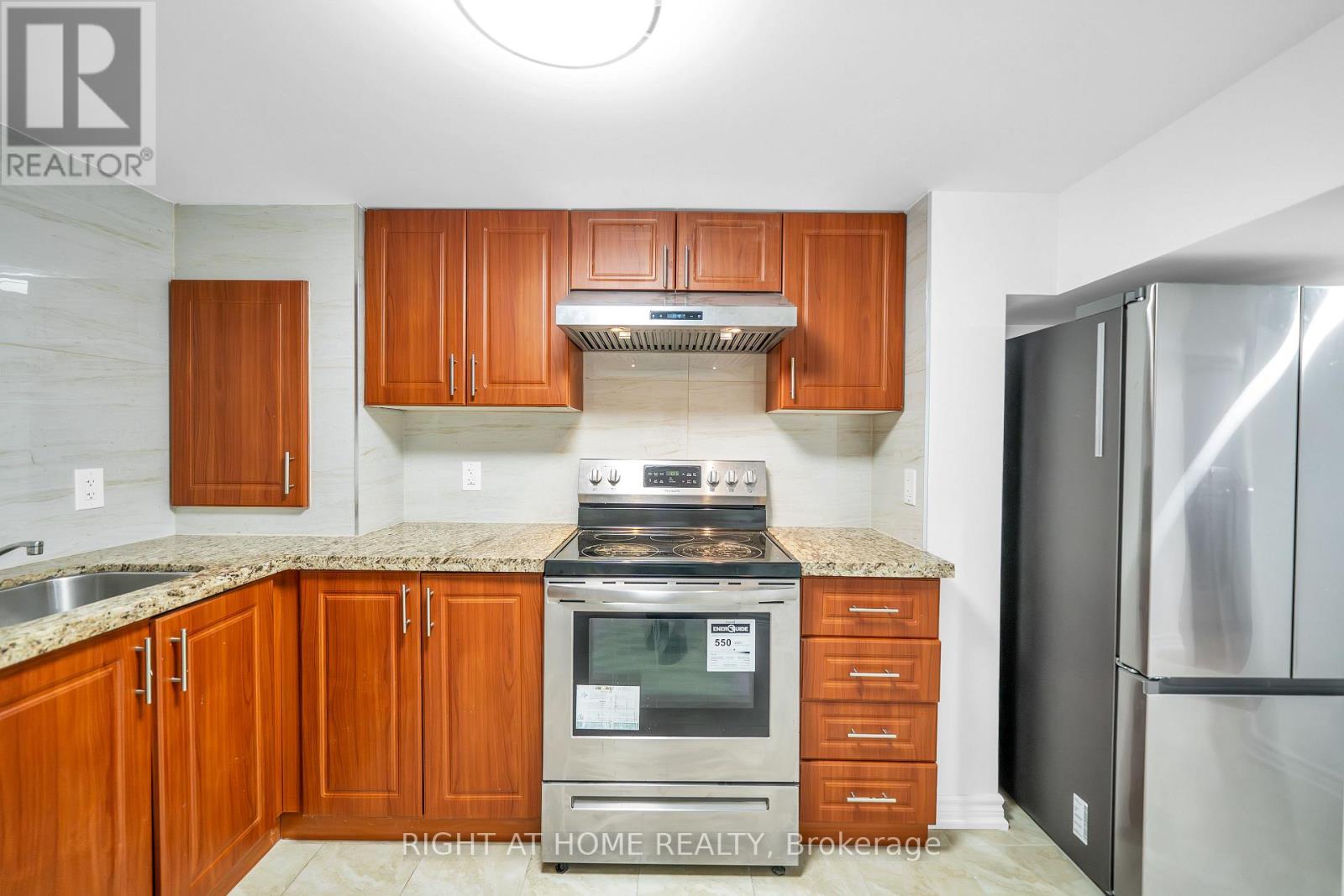Basement Apartment - 2387 Kentucky Derby Way, Oshawa, Ontario  L1L 0H3 - Photo 12 - E13627978