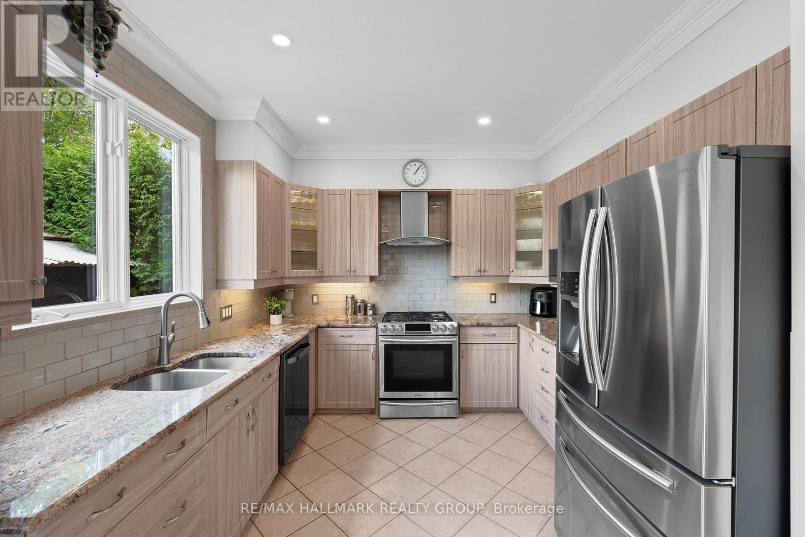 2104 Sandy Oaks Drive, Ottawa, Ontario  K1W 1H5 - Photo 18 - X13628008