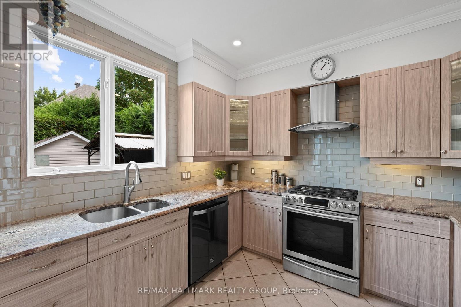 2104 Sandy Oaks Drive, Ottawa, Ontario  K1W 1H5 - Photo 19 - X13628008
