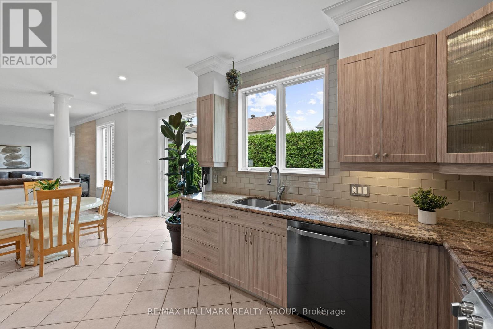 2104 Sandy Oaks Drive, Ottawa, Ontario  K1W 1H5 - Photo 20 - X13628008