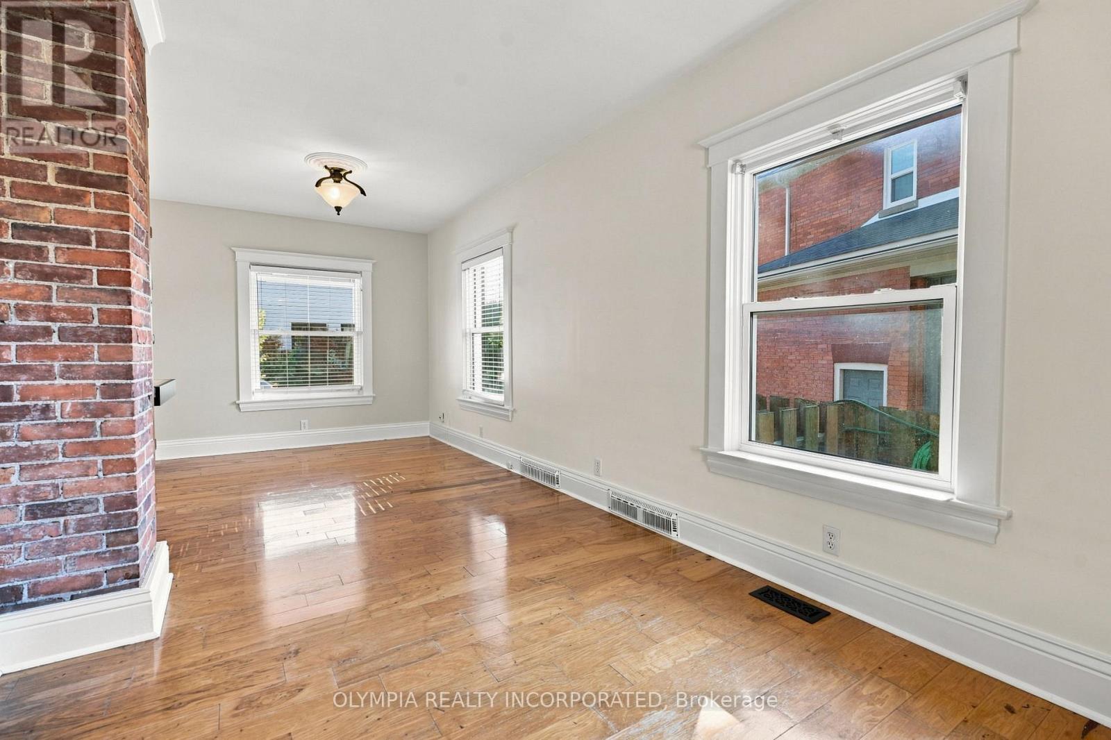 14 Bond Street, St. Catharines, Ontario  L2R 4Z2 - Photo 18 - X13627992