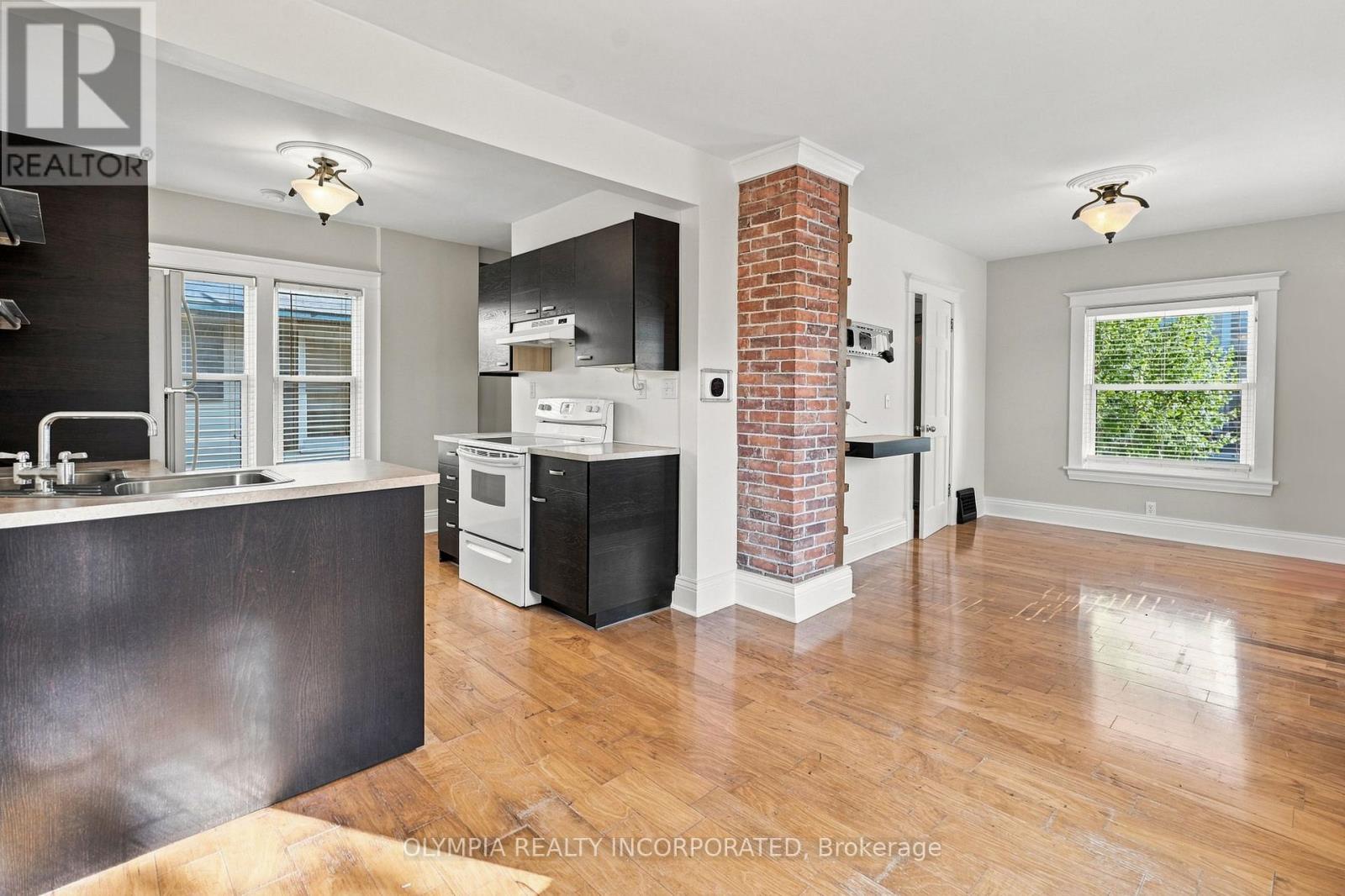 14 Bond Street, St. Catharines, Ontario  L2R 4Z2 - Photo 8 - X13627992
