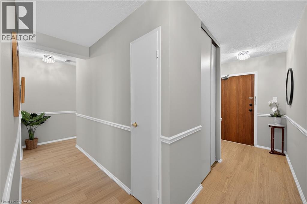 700 Dynes Road Unit# 904, Burlington, Ontario  L7N 3M2 - Photo 7 - 40852337