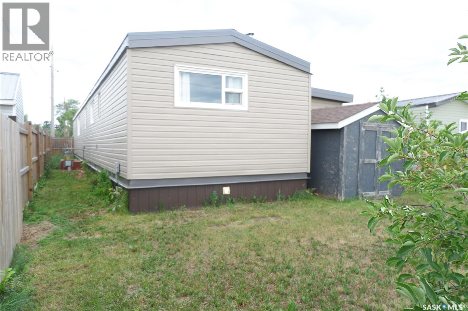 67 Sunrise Estates, Assiniboia, Saskatchewan  S0H 0B0 - Photo 32 - SK044266