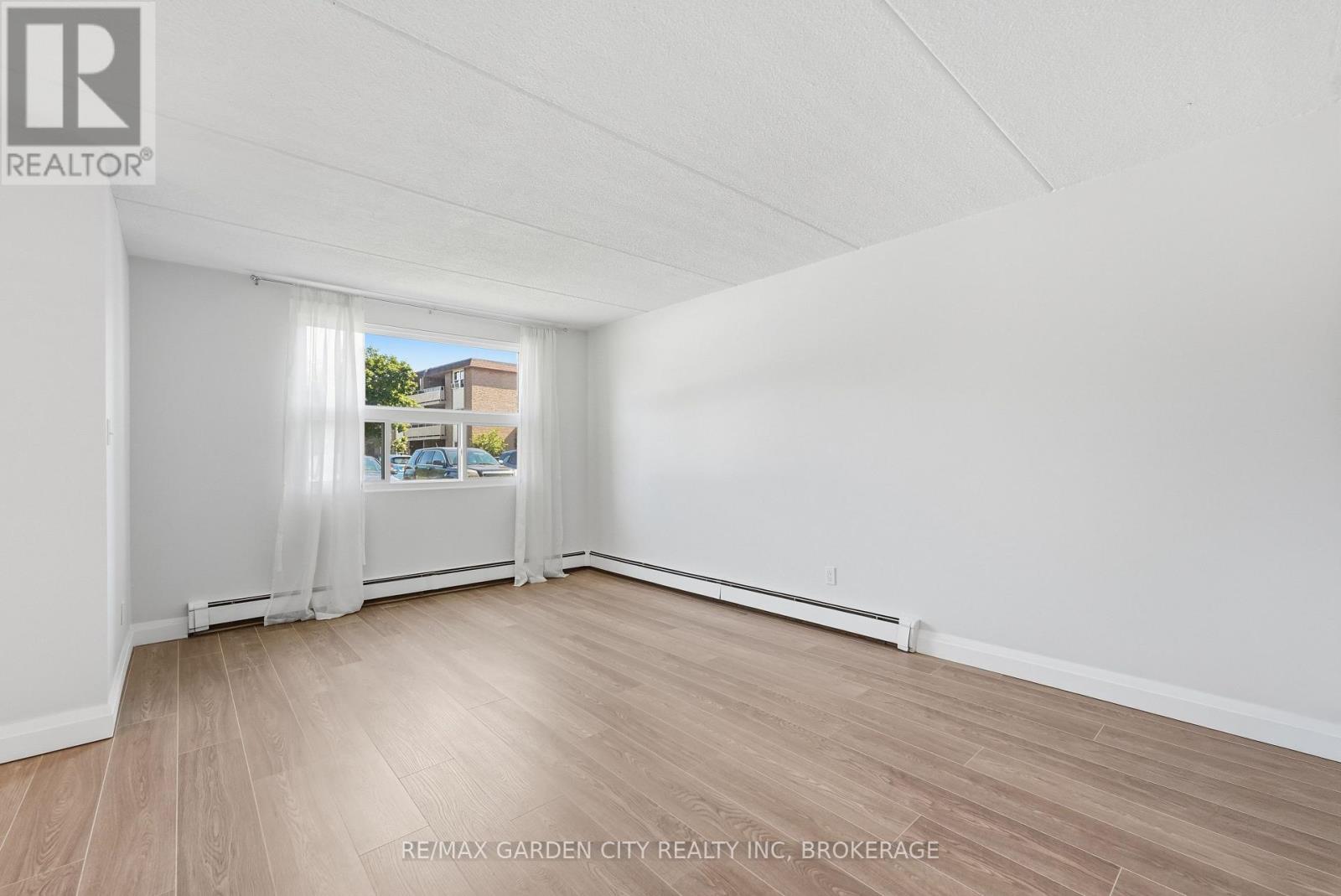 311 - 41 Rykert Street, St. Catharines (Western Hill), Ontario  L2S 3A4 - Photo 3 - X13455702