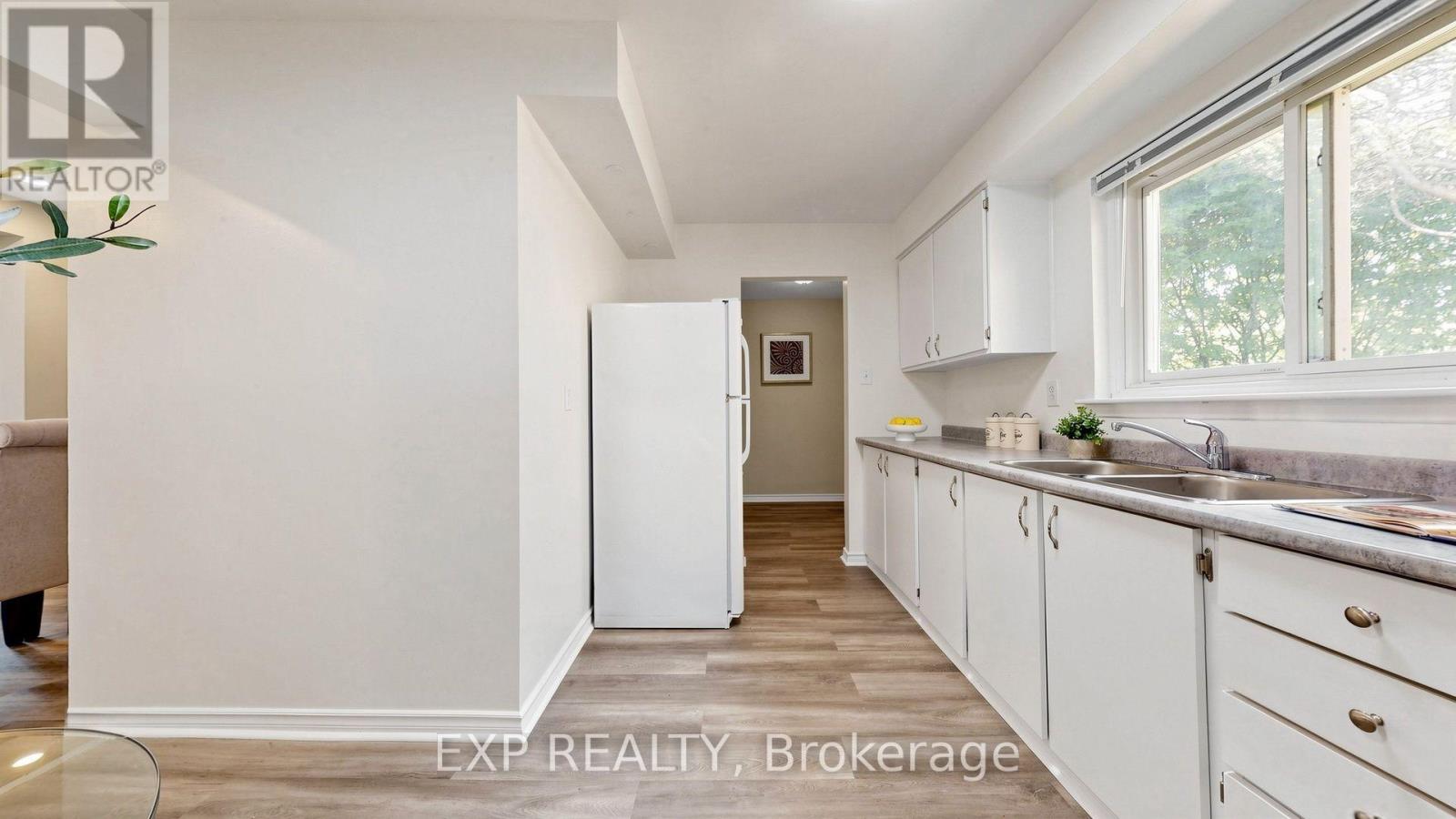 1235 Radom Street, Pickering, Ontario  L1W 1J3 - Photo 15 - E13616572
