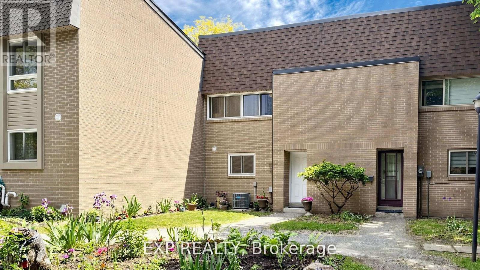 1235 Radom Street, Pickering, Ontario  L1W 1J3 - Photo 45 - E13616572