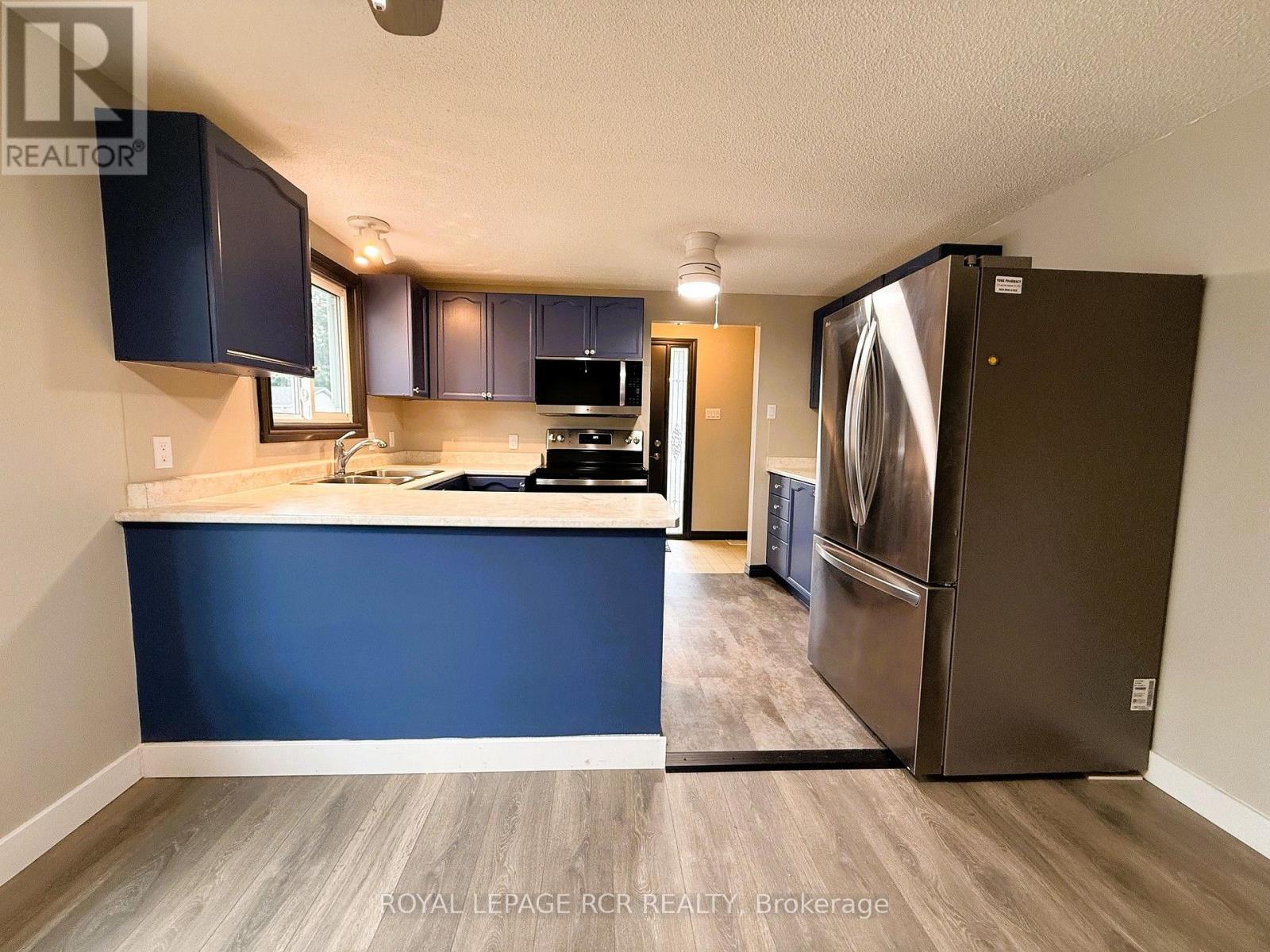 38 Royal Oak Drive, Innisfil, Ontario L0L 1L0 - Photo 17 - N13628114