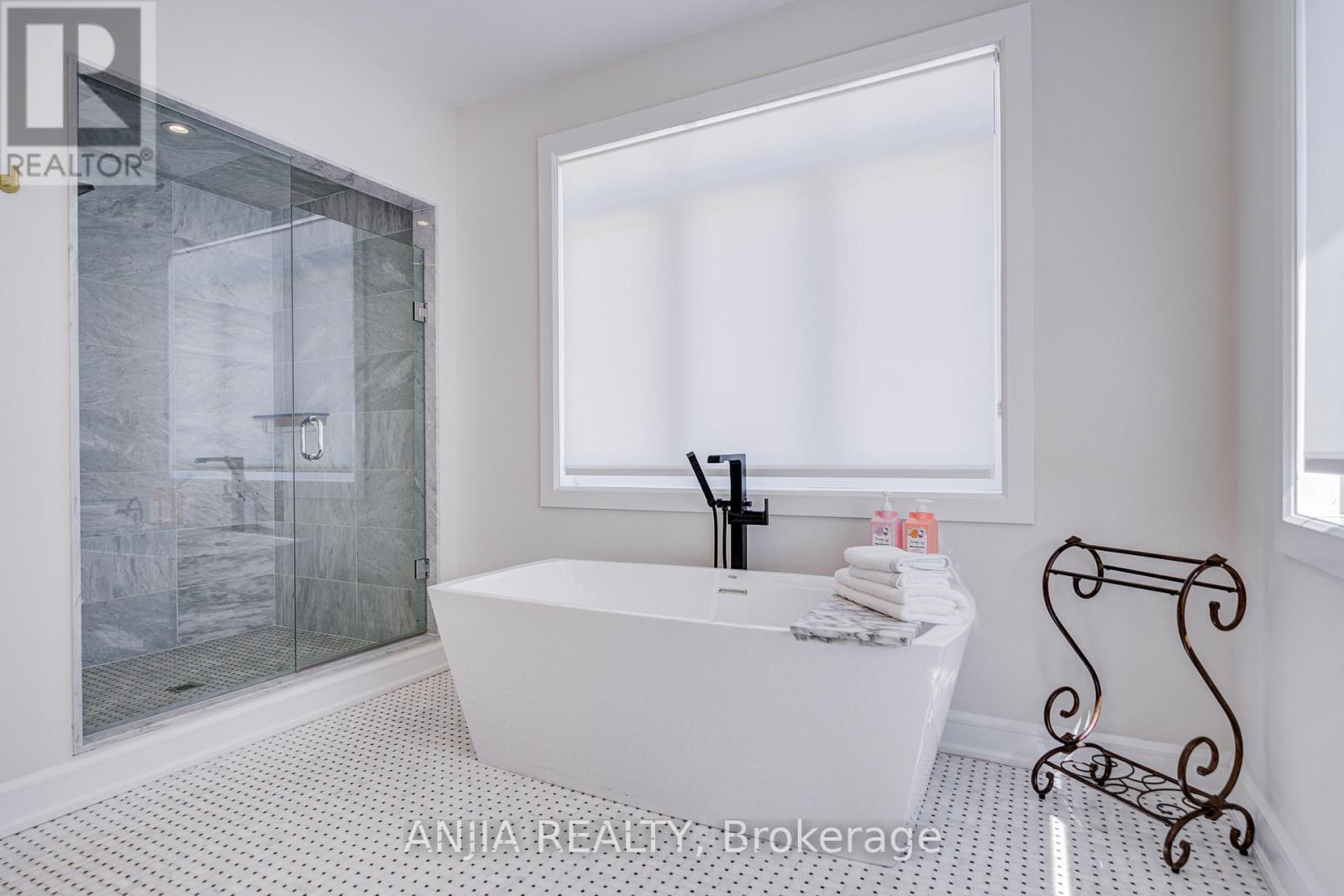 67 Keatley Drive, Vaughan, Ontario  L6A 4Y3 - Photo 31 - N13628116