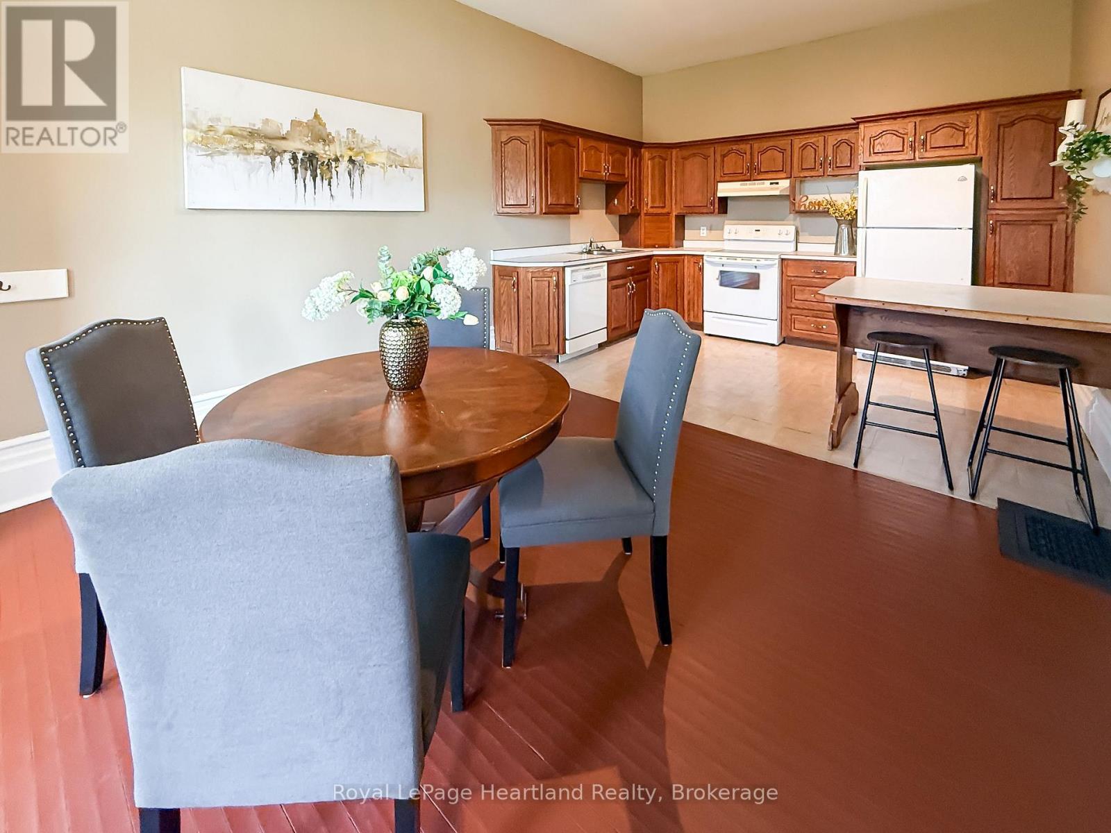 190 Albert Street, Central Huron, Ontario  N0M 1L0 - Photo 8 - X13628084