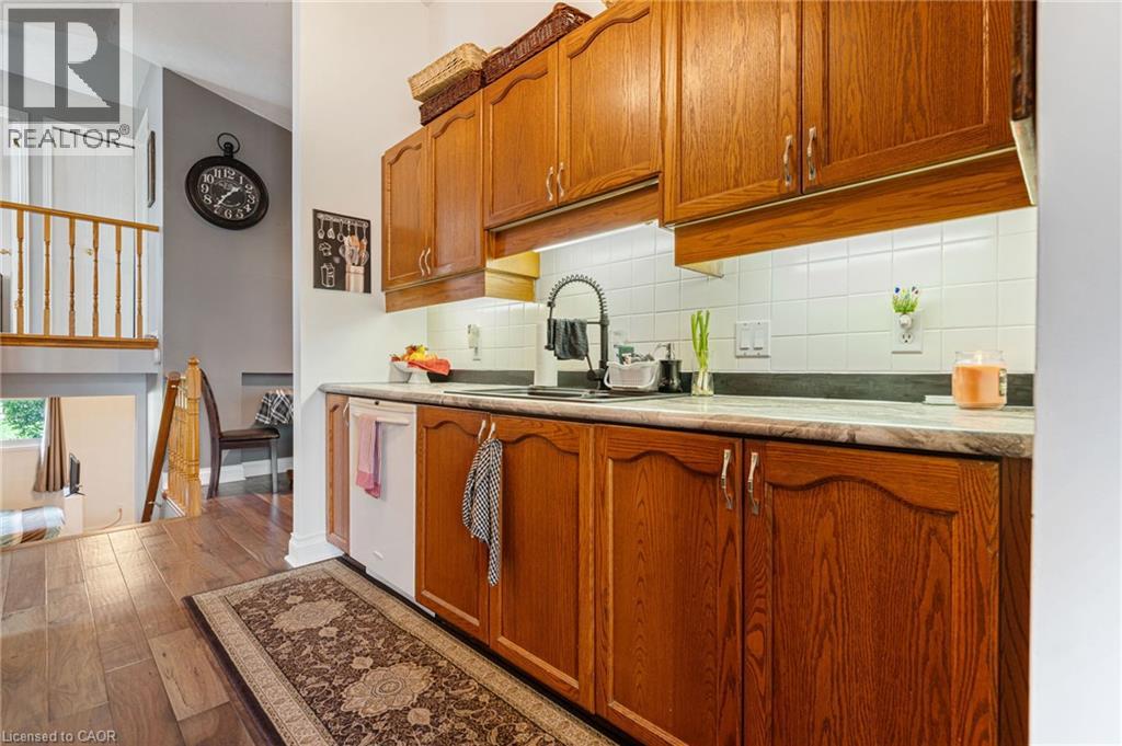 2 Hampton Court, Port Dover, Ontario  N0A 1N4 - Photo 13 - 40852014