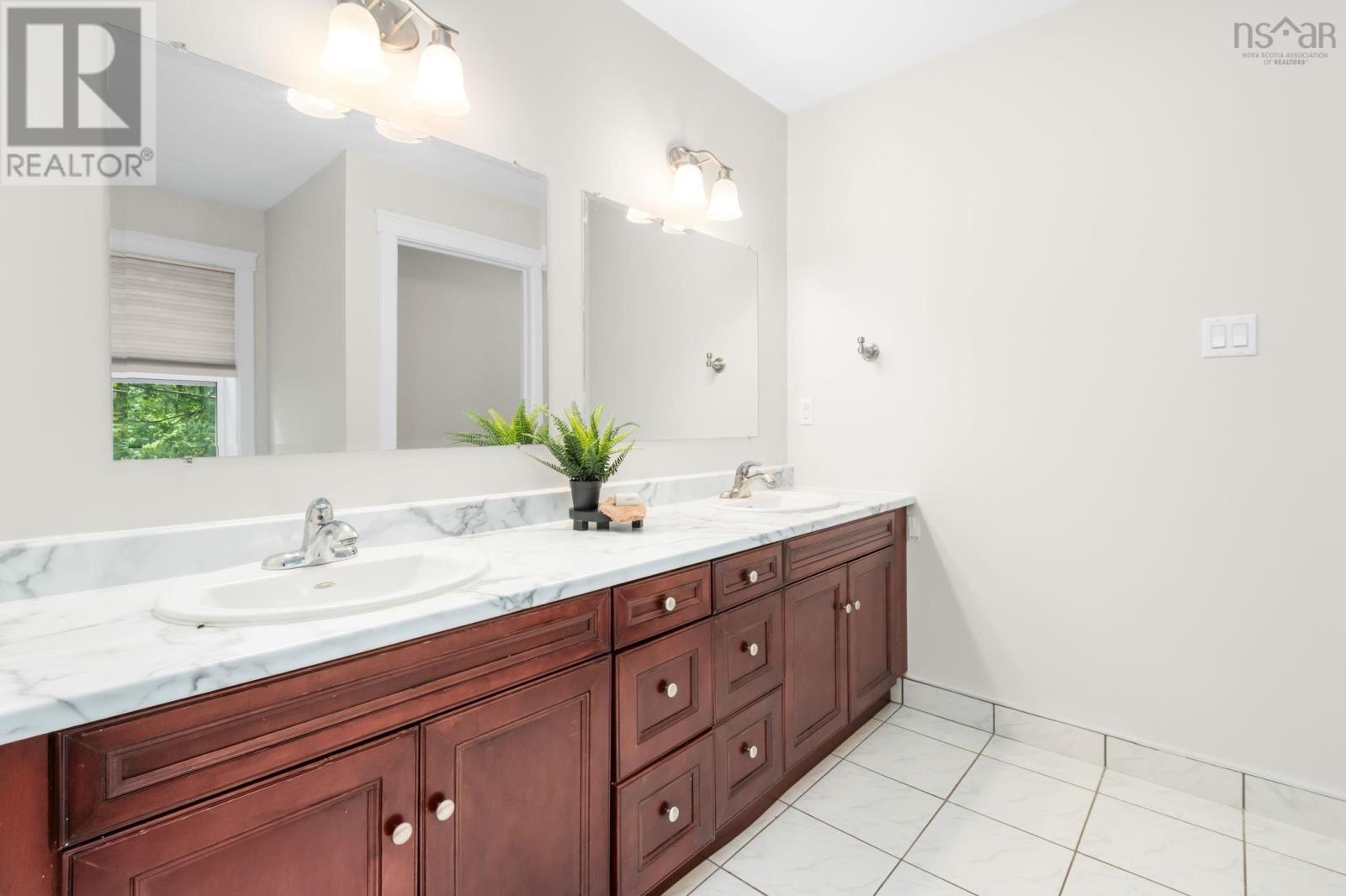 5 Brentwood Drive, Bedford, Nova Scotia B4A 3R2 - Photo 24 - 202614507