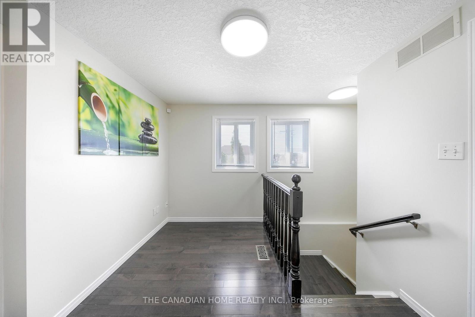 500 Robert Ferrie Drive, Kitchener, Ontario N2P 2T7 - Photo 27 - X13628108