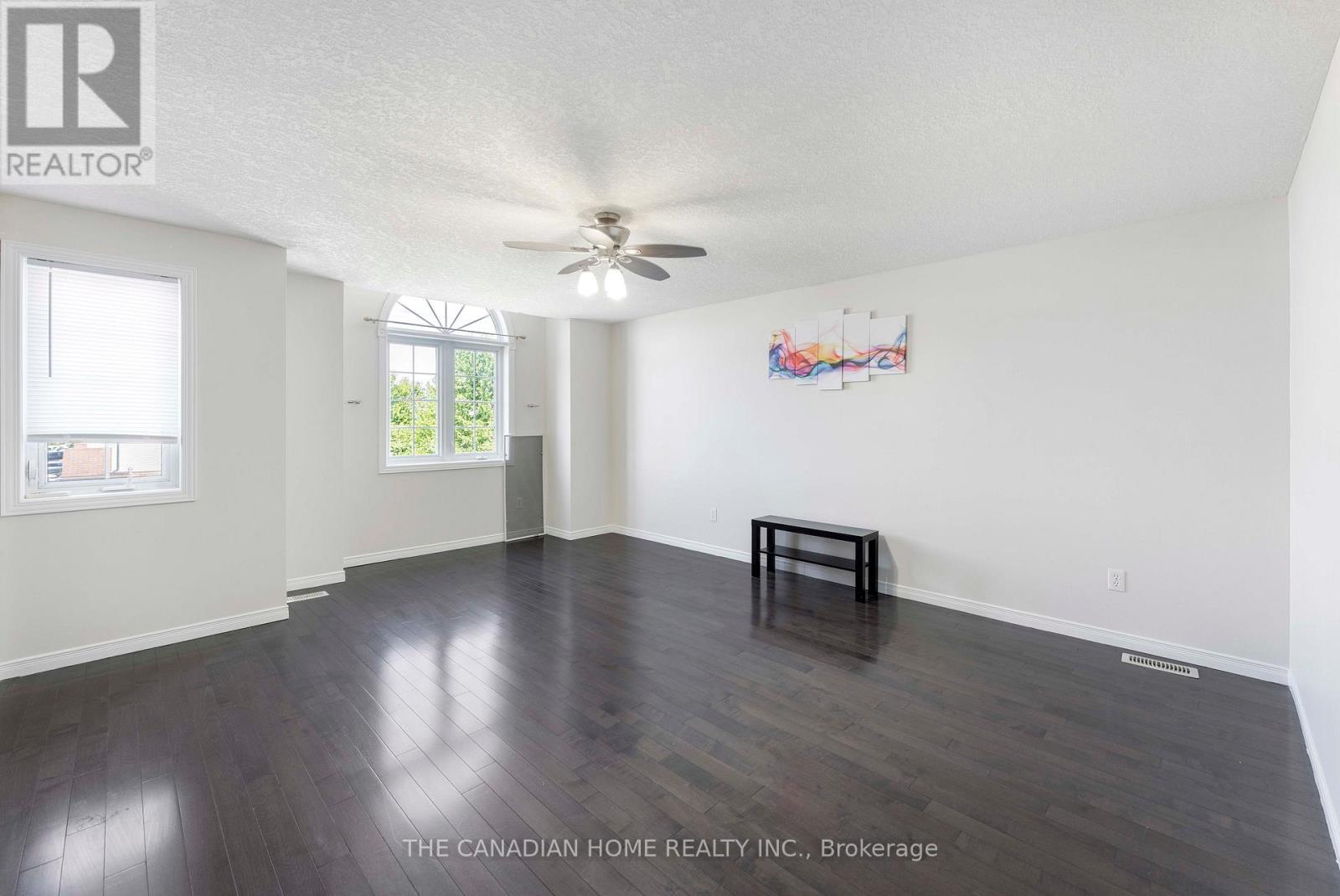 500 Robert Ferrie Drive, Kitchener, Ontario N2P 2T7 - Photo 8 - X13628108