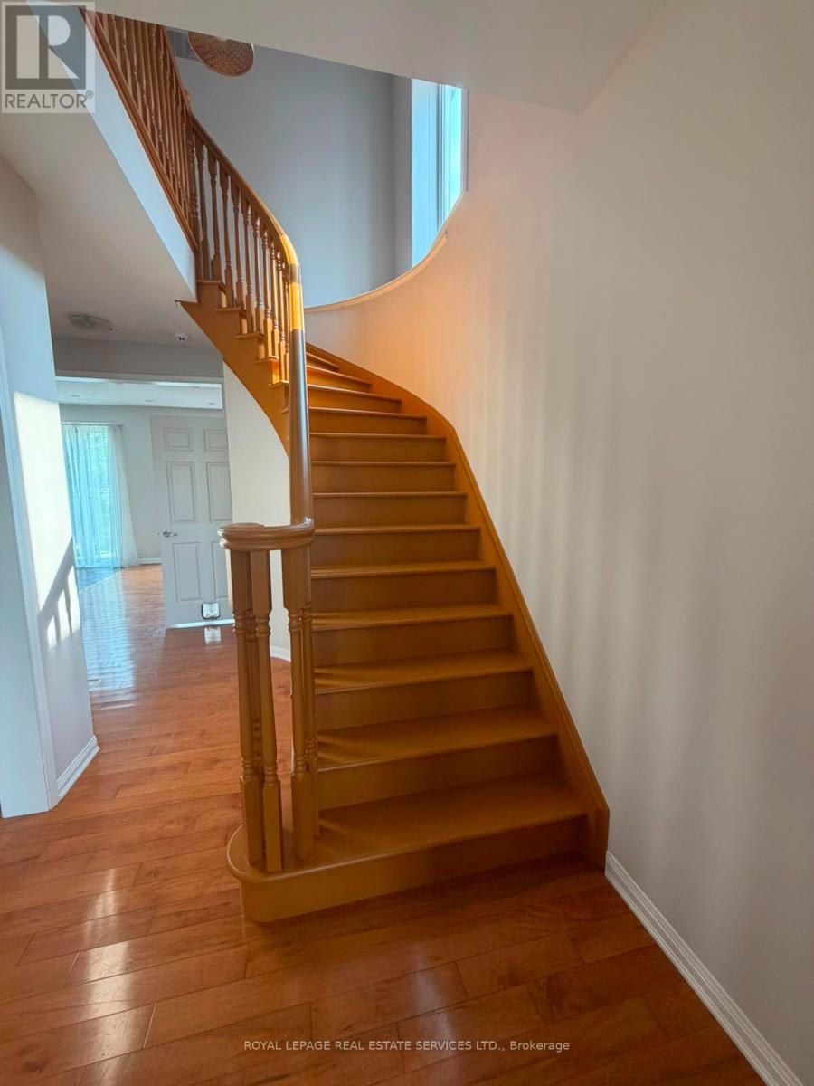 697 Scott Boulevard, Milton, Ontario  L9T 0X9 - Photo 11 - W13608032