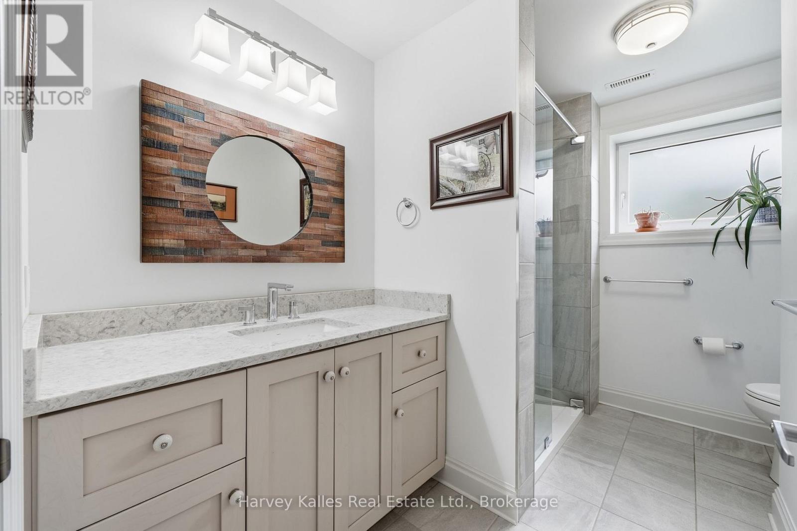 12399 Loyalist Parkway, Prince Edward County, Ontario  K0K 2T0 - Photo 22 - X13623200